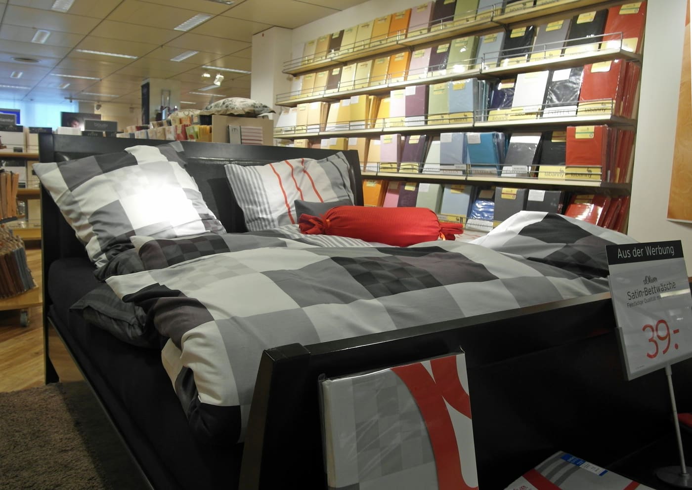Photograph illustrating Buying Guides: Duvet Warmth Without the Guesswork: Reading TOG Ratings Like a Spec Sheet
