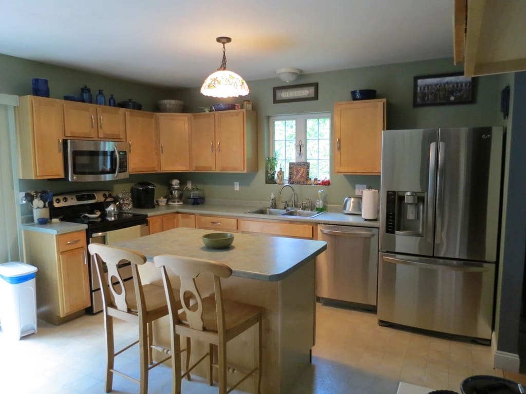 Photograph illustrating Kitchen: Ninja AF101 Air Fryer: Reading the 4-Quart Spec Sheet Honestly