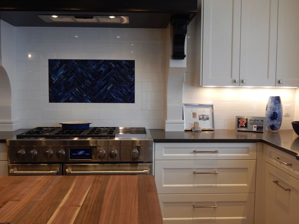 Photograph illustrating Reviews: Under-Cabinet LED Strips and Bars: Published Lumens, CRI, and the Wiring Question
